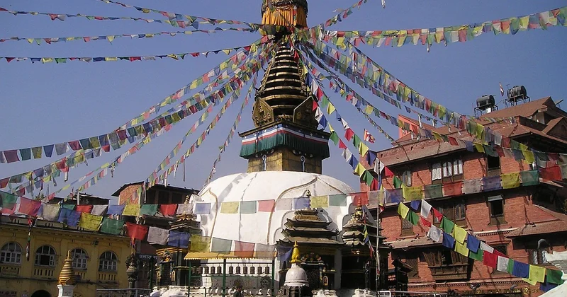 Le bouddhisme au Népal et au Tibet : deux mondes qui se croisent
